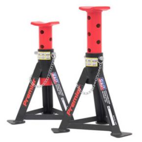 Axle Stands (Pair) 3 Tonne Capacity per Stand - Red Axle Stands (Pair) 3 Tonne Capacity per Stand - Red